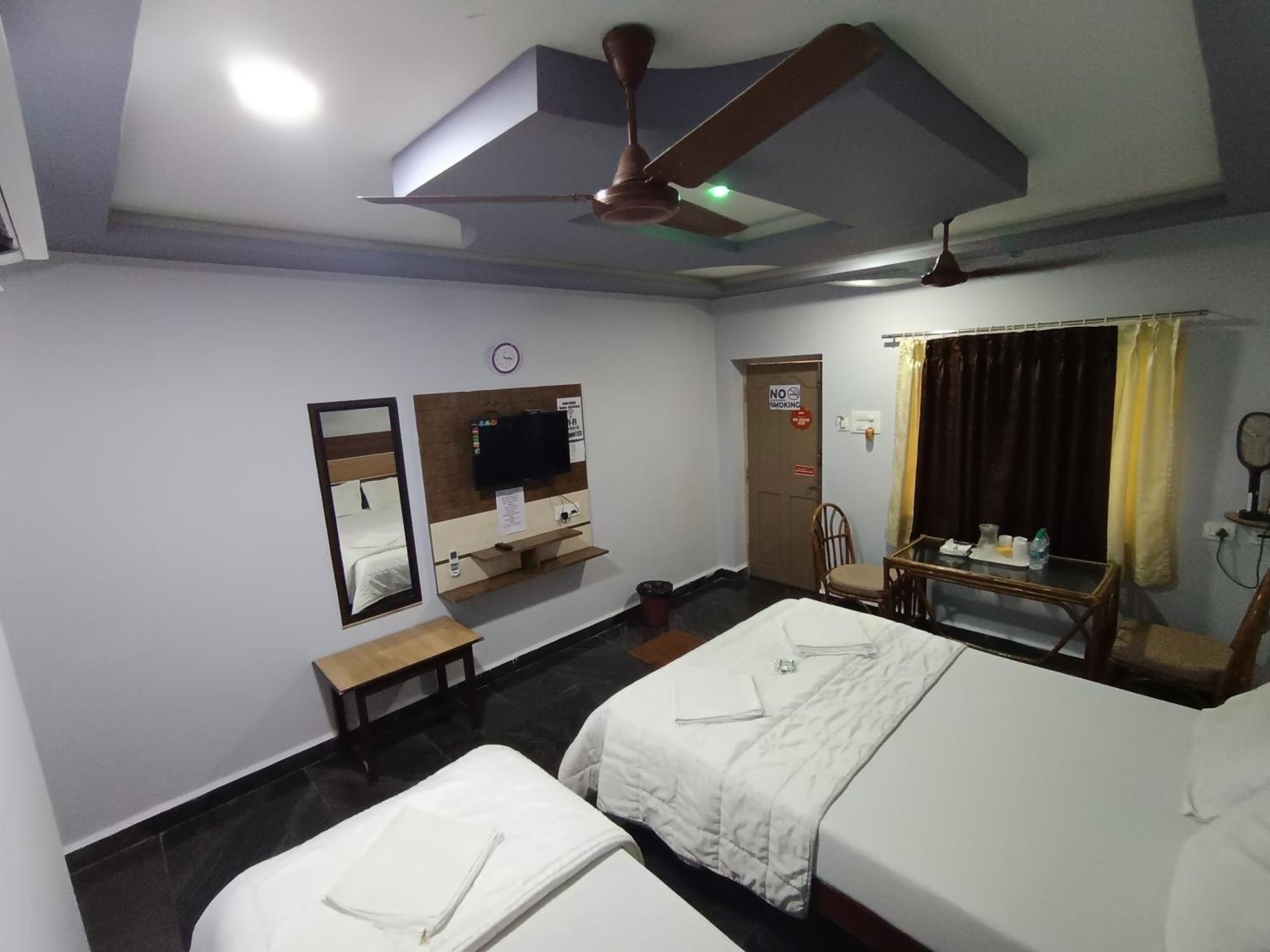 Sri Murugan Beach Paradise Hotel Mahabalipuram Zewnętrze zdjęcie