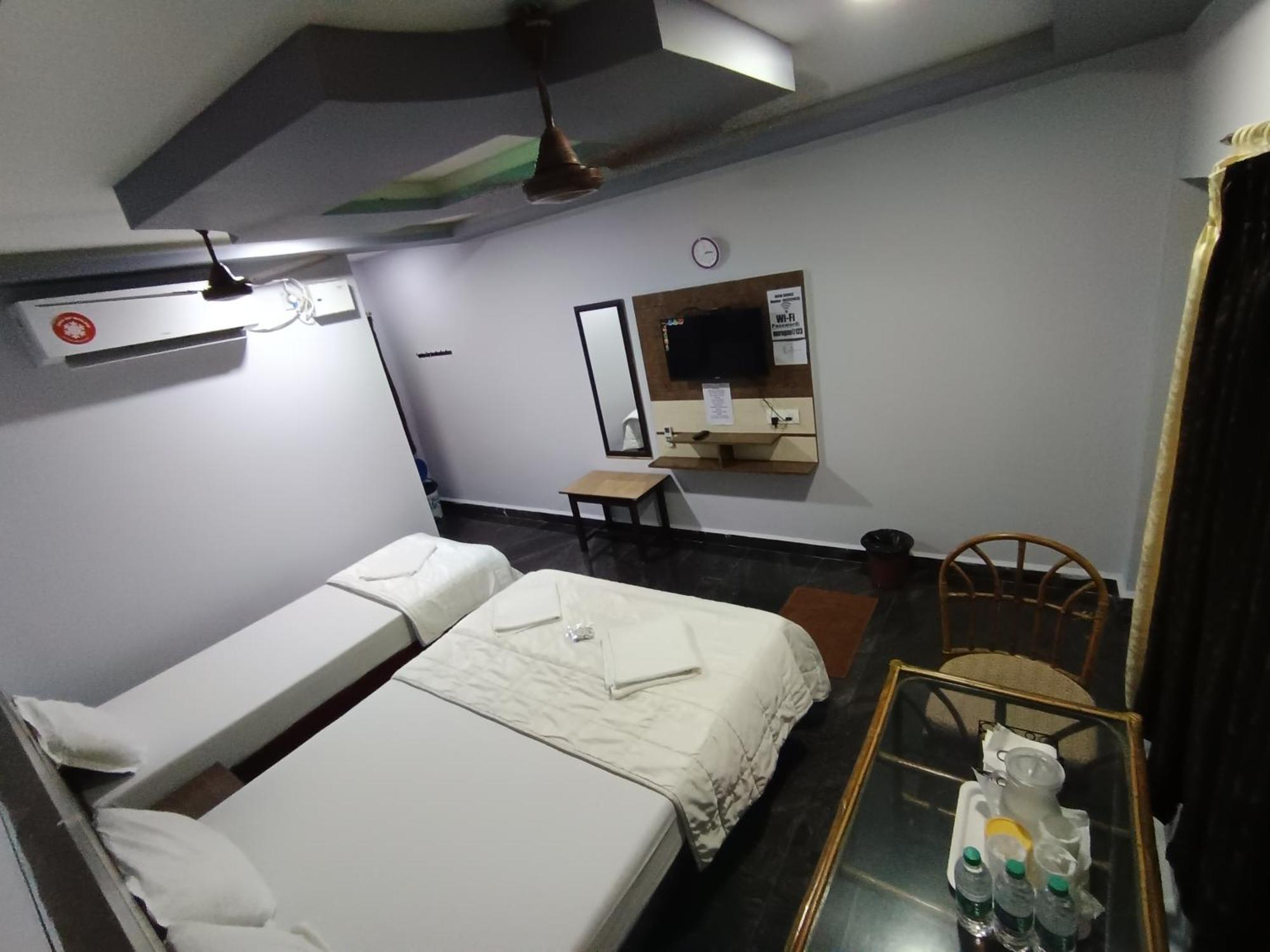 Sri Murugan Beach Paradise Hotel Mahabalipuram Zewnętrze zdjęcie