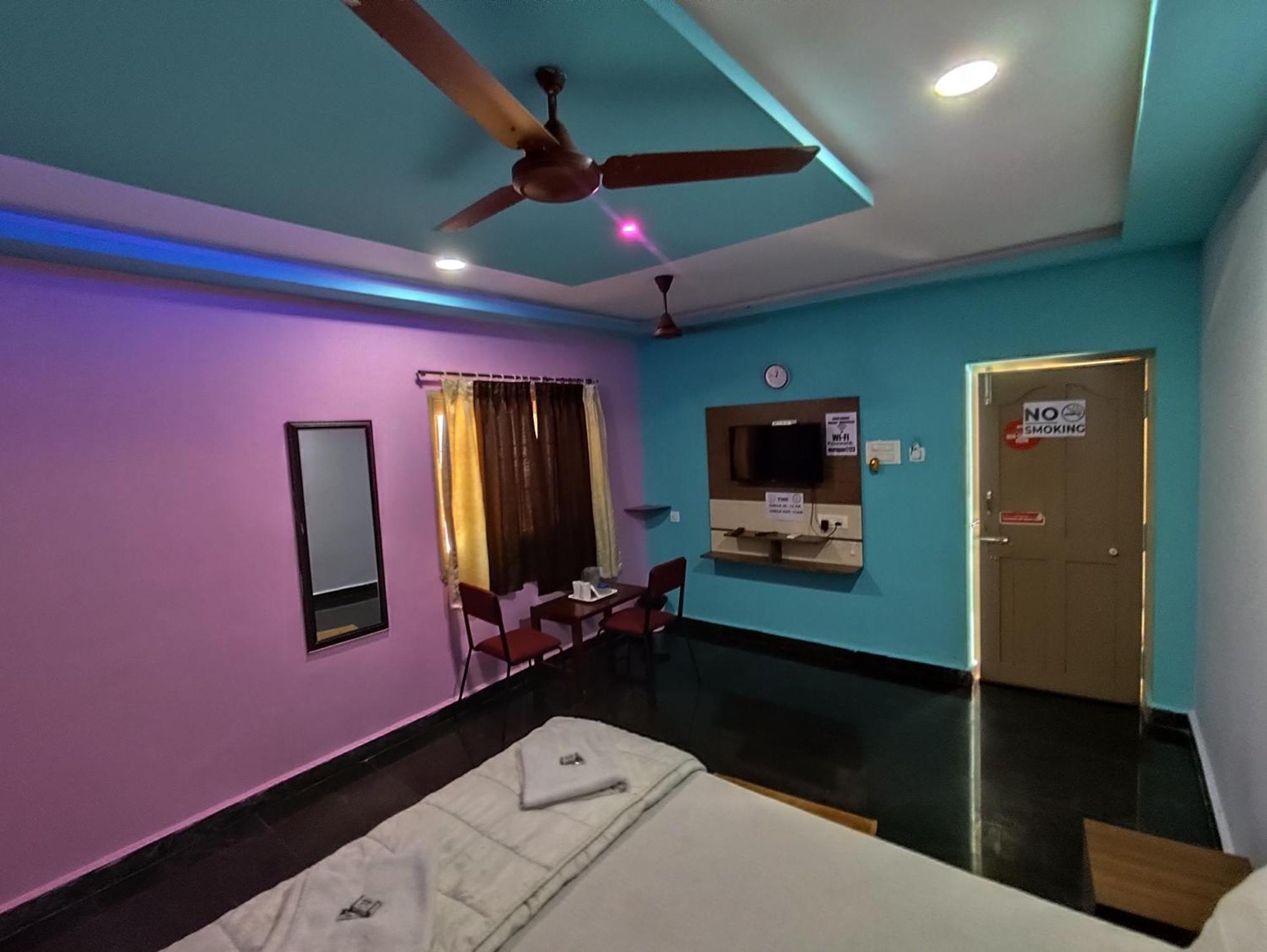 Sri Murugan Beach Paradise Hotel Mahabalipuram Zewnętrze zdjęcie
