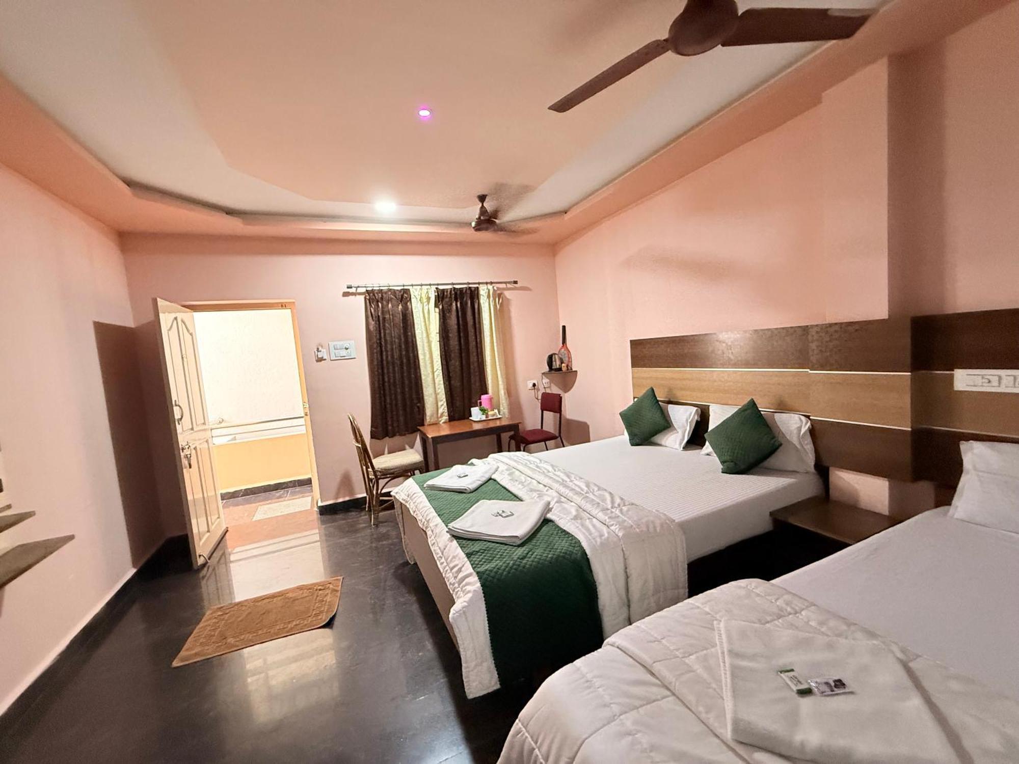 Sri Murugan Beach Paradise Hotel Mahabalipuram Zewnętrze zdjęcie